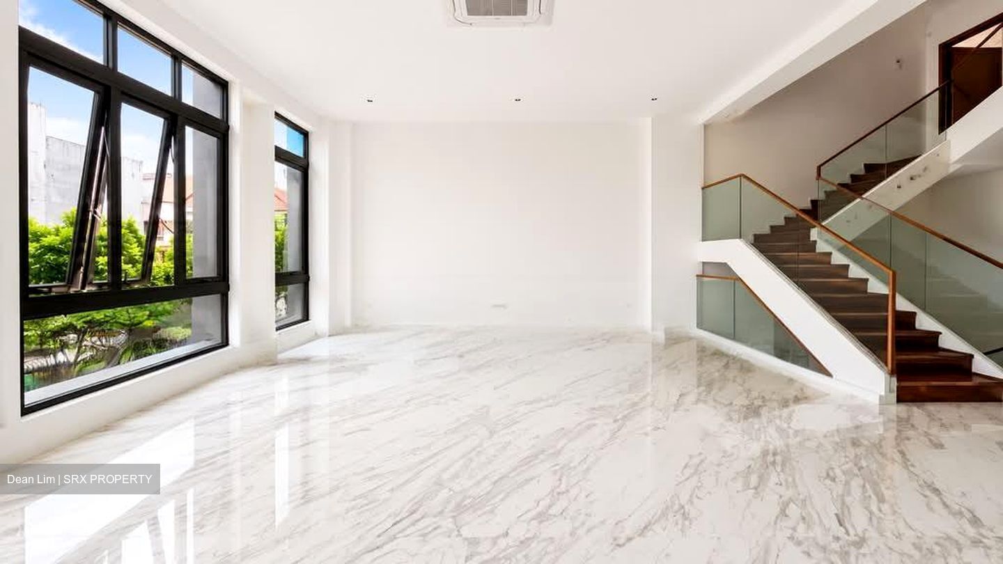 Cambridge Road (D8), Terrace #573172051